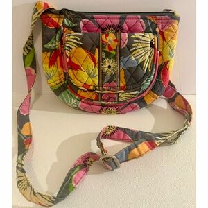 Vera Bradley Lizzy Crossbody Jazzy Blooms Retired Floral Quilted Purse Bag
